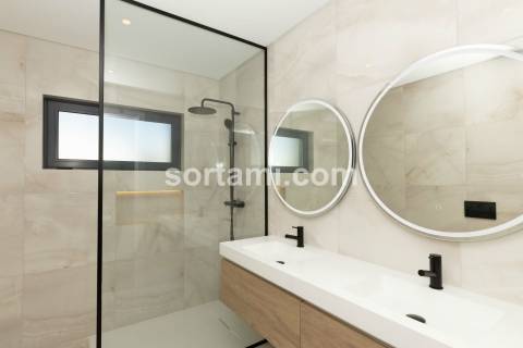 Moradia Isolada T4 Venda em Quarteira,Loulé