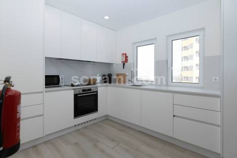 Apartamento T2 Venda em Quarteira,Loulé