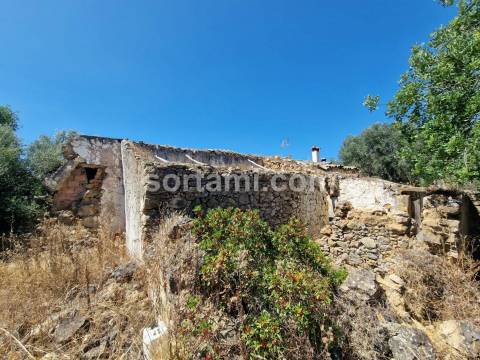 Moradia Devoluta  Venda em Santa Bárbara de Nexe,Faro