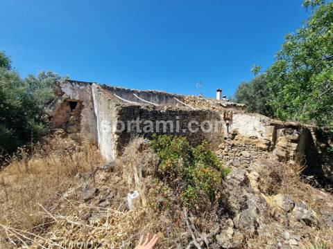 Moradia Devoluta  Venda em Santa Bárbara de Nexe,Faro