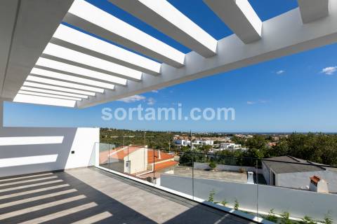 Moradia em Banda T3+1 Venda em Boliqueime,Loulé