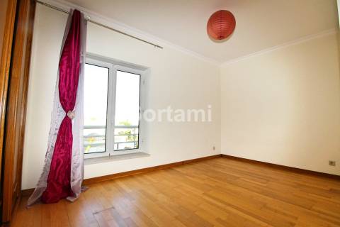 Apartamento T3 Venda em Quarteira,Loulé