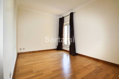 Apartamento T3 Venda em Quarteira,Loulé