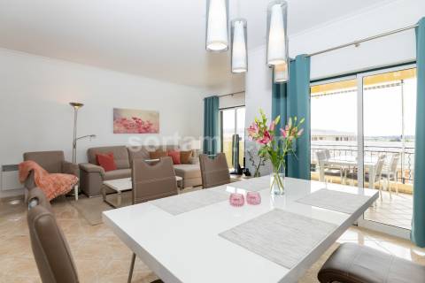 Apartamento T2 Venda em Quarteira,Loulé