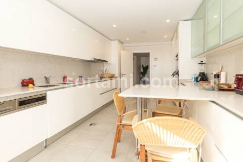 Apartamento T4 Venda em Quarteira,Loulé