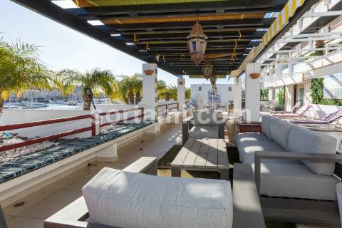 Apartamento T4 Venda em Quarteira,Loulé