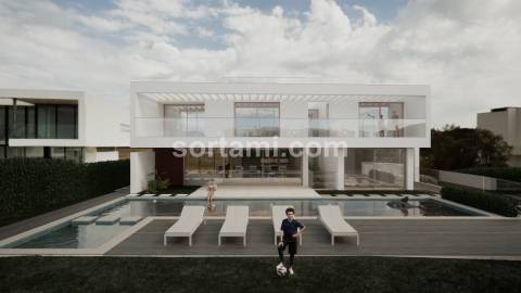 Moradia Isolada T4 Venda em Quarteira,Loulé