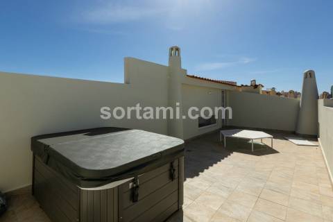 Moradia em Banda T3 Venda em Albufeira e Olhos de Água,Albufeira