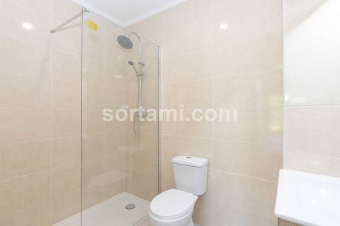 Moradia em Banda T3 Venda em Albufeira e Olhos de Água,Albufeira