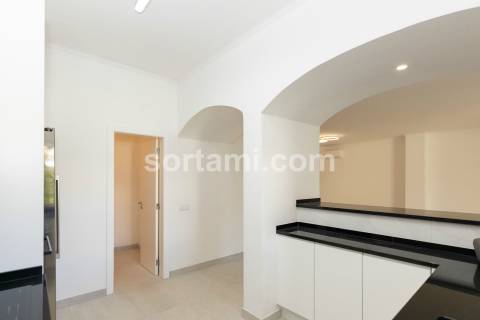 Moradia em Banda T3 Venda em Albufeira e Olhos de Água,Albufeira