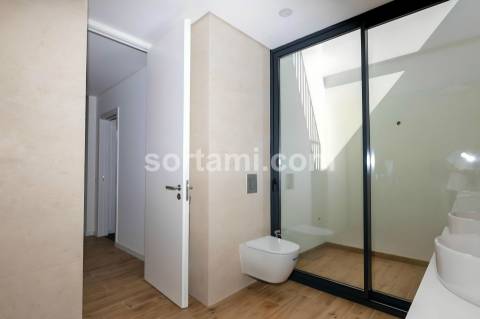 Moradia Isolada T4 Venda em Quarteira,Loulé