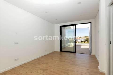 Moradia Isolada T4 Venda em Quarteira,Loulé