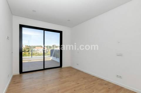 Moradia Isolada T4 Venda em Quarteira,Loulé