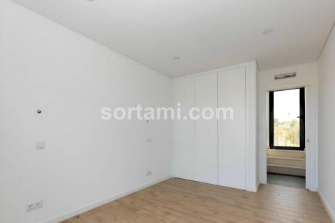 Moradia Isolada T4 Venda em Quarteira,Loulé