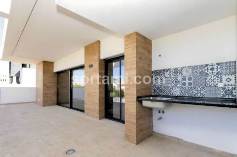 Moradia Isolada T4 Venda em Quarteira,Loulé