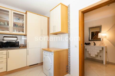 Apartamento T3 Venda em Quarteira,Loulé