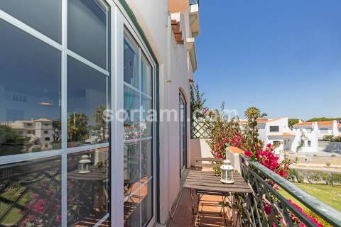 Apartamento T2 Venda em Quarteira,Loulé