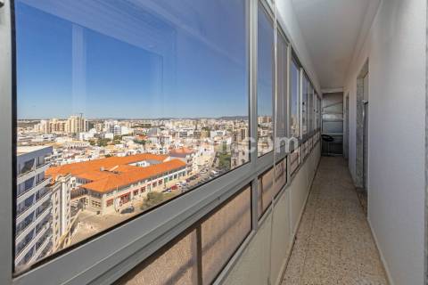 Apartamento T6 Venda em Faro (Sé e São Pedro),Faro