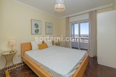 Apartamento T6 Venda em Faro (Sé e São Pedro),Faro