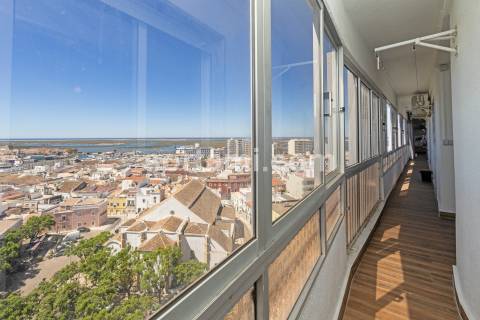 Apartamento T6 Venda em Faro (Sé e São Pedro),Faro