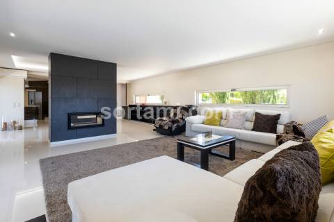 Moradia Isolada T3+1 Venda em Albufeira e Olhos de Água,Albufeira