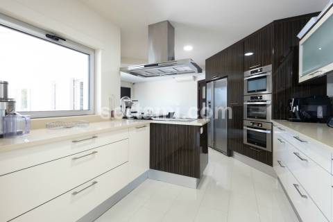 Moradia Isolada T3+1 Venda em Albufeira e Olhos de Água,Albufeira