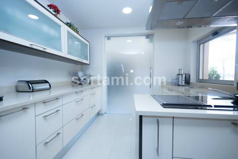 Moradia Isolada T3+1 Venda em Albufeira e Olhos de Água,Albufeira