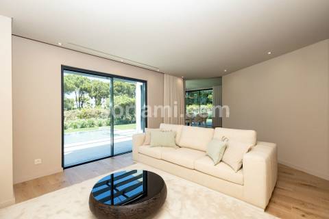 Moradia Isolada T4 Venda em Quarteira,Loulé