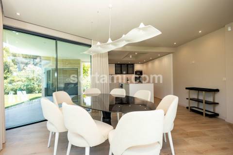 Moradia Isolada T4 Venda em Quarteira,Loulé