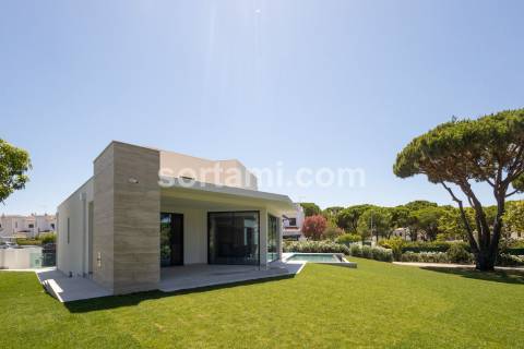 Moradia Isolada T4 Venda em Quarteira,Loulé