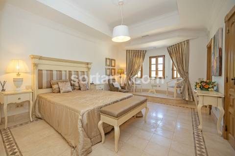 Moradia Isolada T7+4 Venda em Almancil,Loulé