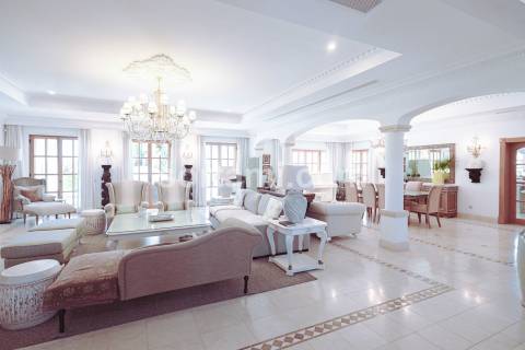 Moradia Isolada T7+4 Venda em Almancil,Loulé