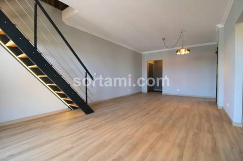 Apartamento T0+3 Venda em Albufeira e Olhos de Água,Albufeira