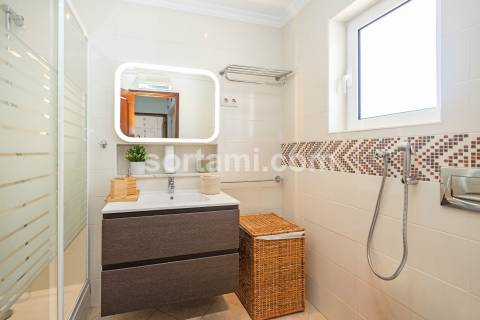 Apartamento T1+1 Venda em Quarteira,Loulé