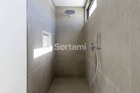 Moradia Isolada T4 Venda em Quarteira,Loulé