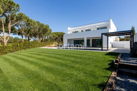 Moradia Isolada T4 Venda em Quarteira,Loulé