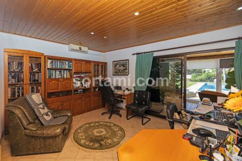 Moradia Isolada T4 Venda em Quarteira,Loulé