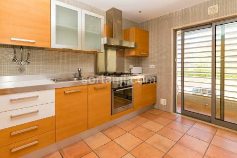 Apartamento T2 Venda em Quarteira,Loulé