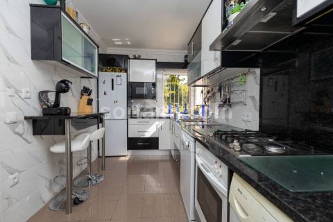 Moradia Geminada T3 Venda em Quarteira,Loulé