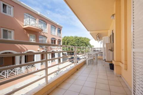 Apartamento T2 Venda em Quarteira,Loulé