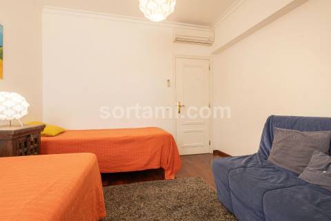 Apartamento T2 Venda em Quarteira,Loulé