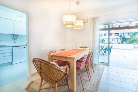 Apartamento T2 Venda em Quarteira,Loulé