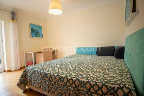 Apartamento T2 Venda em Quarteira,Loulé