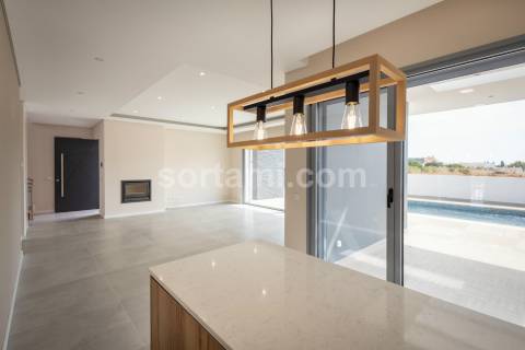 Moradia Isolada T4 Venda em Albufeira e Olhos de Água,Albufeira