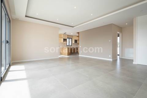 Moradia Isolada T4 Venda em Albufeira e Olhos de Água,Albufeira