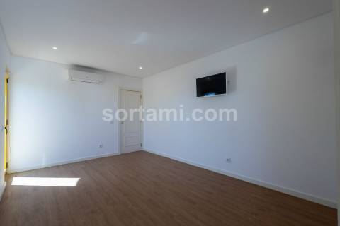 Apartamento T2 Venda em Quarteira,Loulé