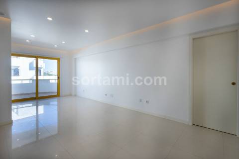 Apartamento T2 Venda em Quarteira,Loulé