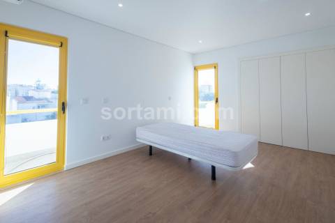 Apartamento T2 Venda em Quarteira,Loulé