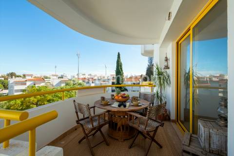 Apartamento T2 Venda em Quarteira,Loulé