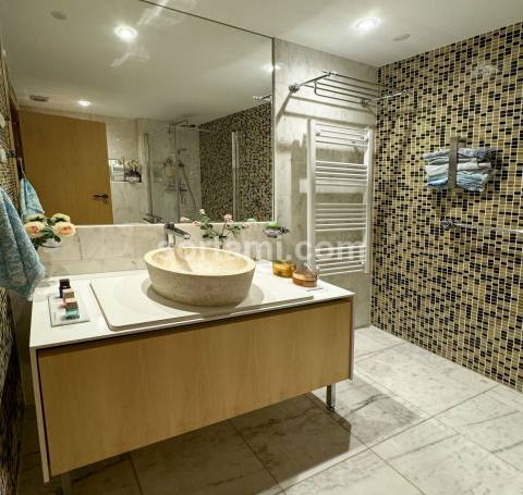 Moradia Geminada T3+1 Venda em Quarteira,Loulé